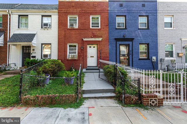 421 20TH ST NE, Washington, DC 20002