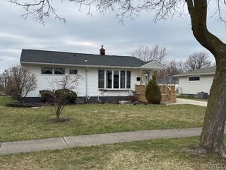 318 Glenhurst Road, Tonawanda, NY 14150