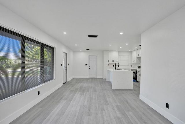 1628 NE 7th Ave, Fort Lauderdale, FL 33305