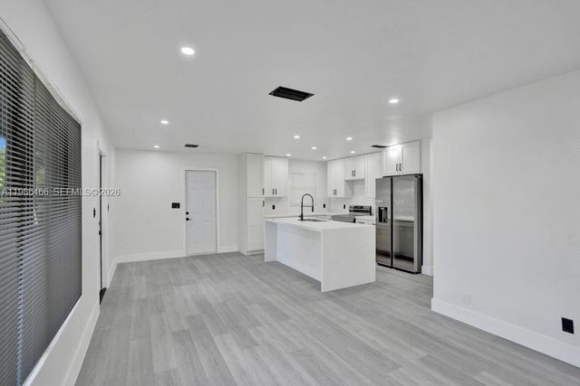 1628 NE 7th Ave, Fort Lauderdale, FL 33305