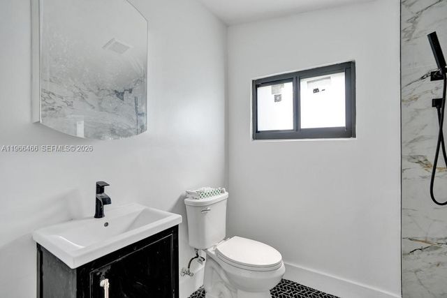 1628 NE 7th Ave, Fort Lauderdale, FL 33305