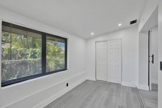 1628 NE 7th Ave, Fort Lauderdale, FL 33305