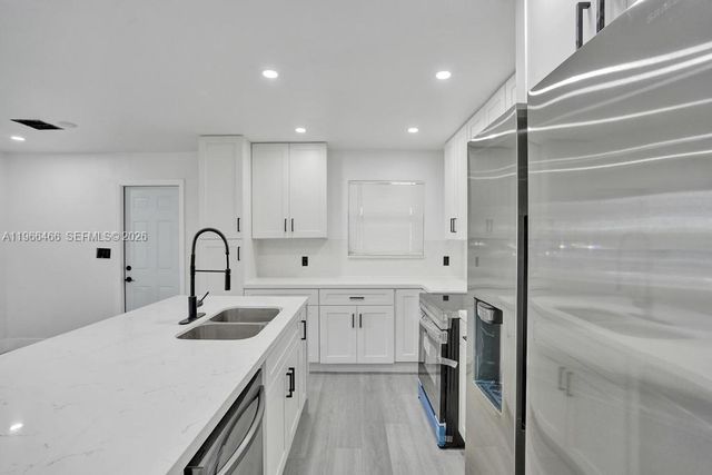 1628 NE 7th Ave, Fort Lauderdale, FL 33305