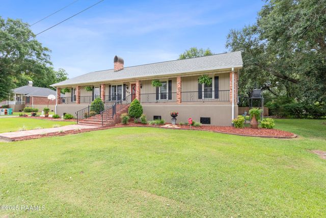 507 W Laodis Street, Delcambre, LA 70528
