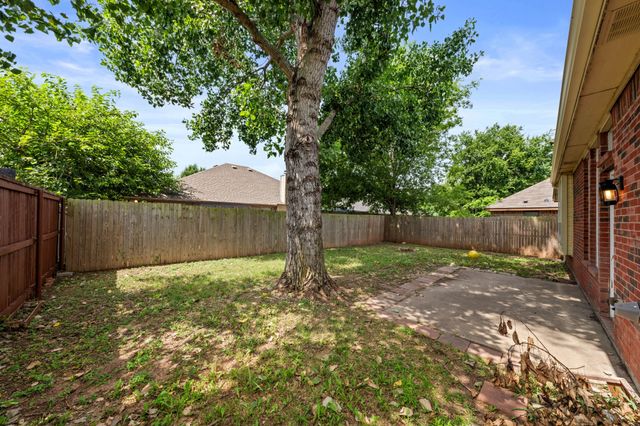 90 Elmwood Trail, Waxahachie, TX 75165