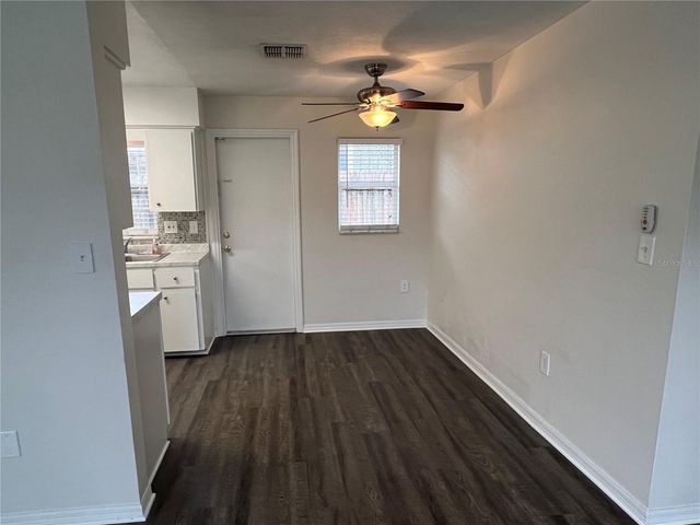 2406 MUSSELWHITE AVE, Orlando, FL 32804