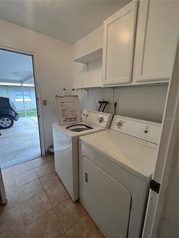 2406 MUSSELWHITE AVE, Orlando, FL 32804
