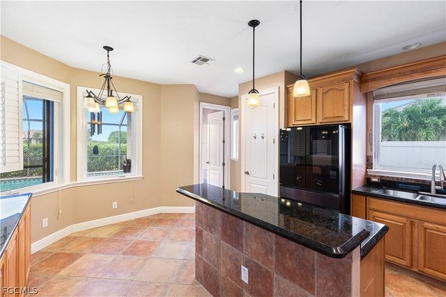 11913 Princess Grace CT, Cape Coral, FL 33991