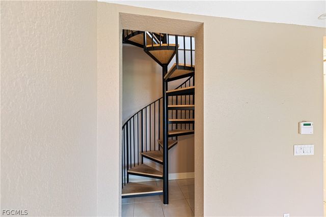 11913 Princess Grace CT, Cape Coral, FL 33991