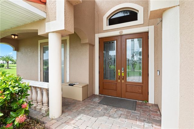 11913 Princess Grace CT, Cape Coral, FL 33991