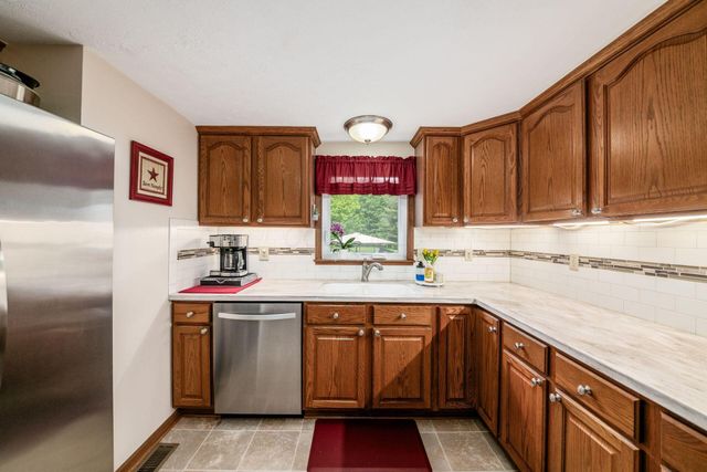 144 Northigh Drive, Worthington, OH 43085