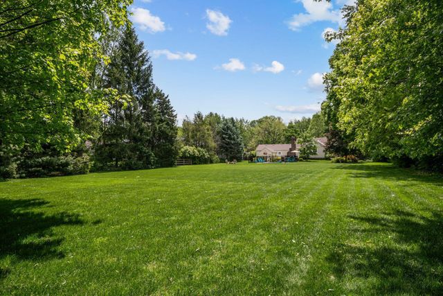 144 Northigh Drive, Worthington, OH 43085
