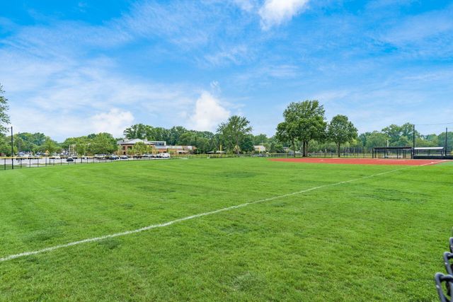 144 Northigh Drive, Worthington, OH 43085
