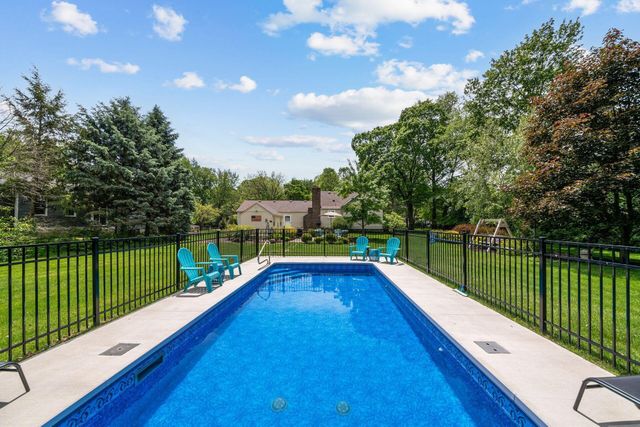 144 Northigh Drive, Worthington, OH 43085