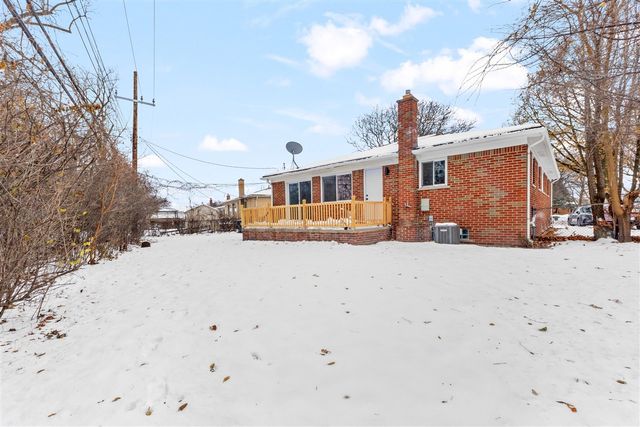 21310 Gardner Street, Oak Park, MI 48237