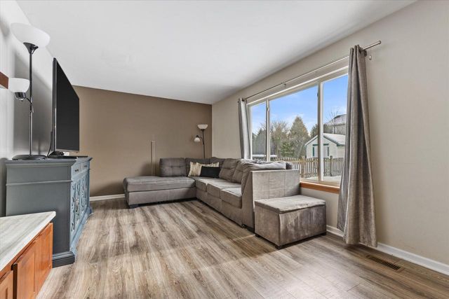 10011 68th STREET, Kenosha, WI 53142