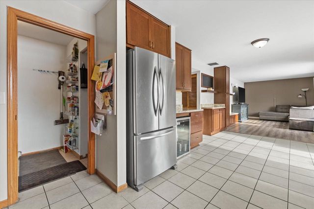 10011 68th STREET, Kenosha, WI 53142