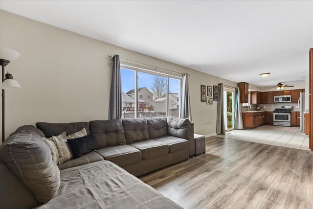 10011 68th STREET, Kenosha, WI 53142