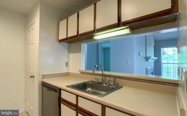 21029 TIMBER RIDGE TER #302, Ashburn, VA 20147