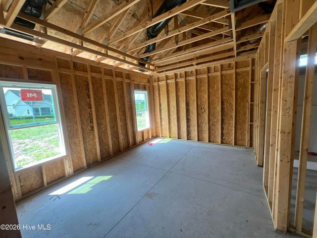 105 Ed Barrow Lane, La Grange, NC 28551