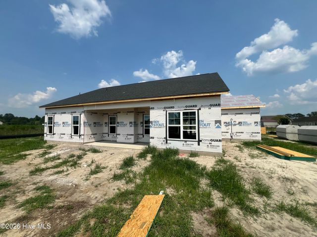 105 Ed Barrow Lane, La Grange, NC 28551