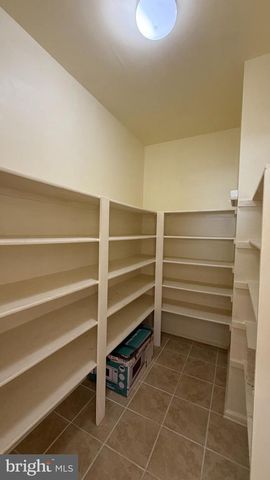 36 TAVERN RD, Stafford, VA 22554