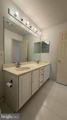 36 TAVERN RD, Stafford, VA 22554