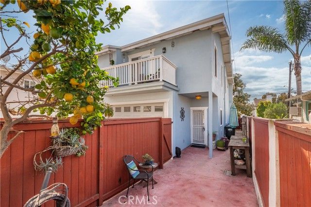 420 S Broadway A, Redondo Beach, CA 90277