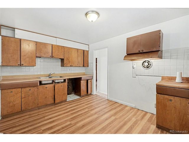 3148 Quentin St, Aurora, CO 80011