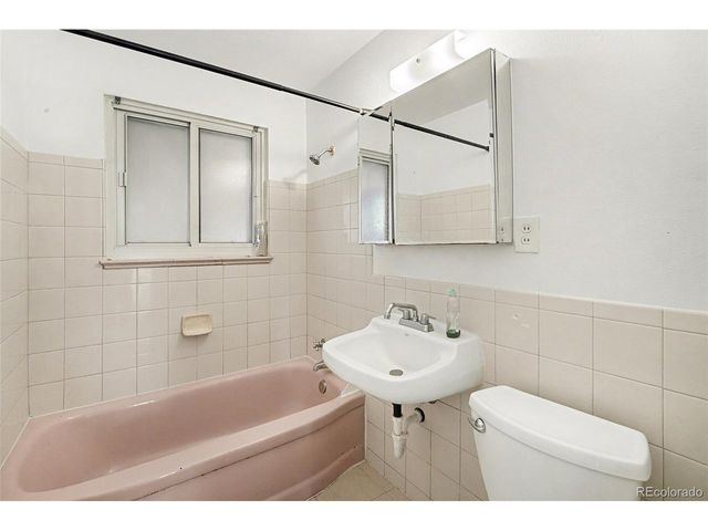 3148 Quentin St, Aurora, CO 80011