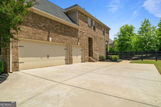 1715 Bates Road, Alpharetta, GA 30009