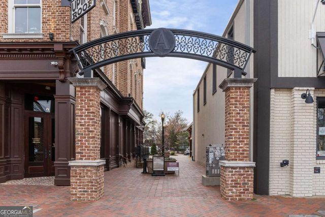 1715 Bates Road, Alpharetta, GA 30009
