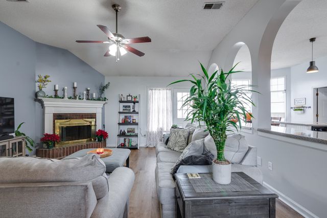 7314 PATSY CIR N, Memphis, TN 38125