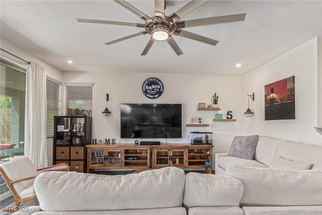 9685 Bold Skye Avenue, Las Vegas, NV 89166