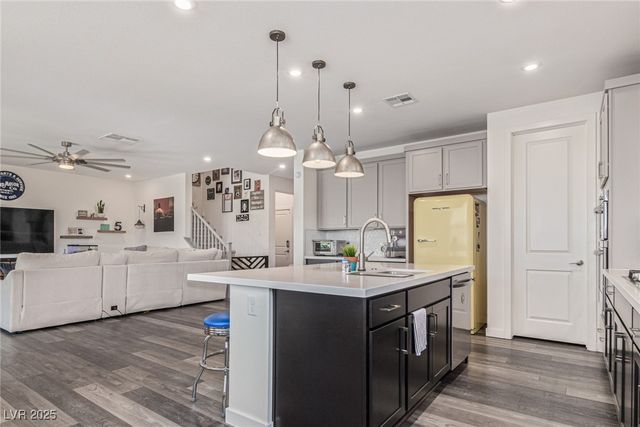 9685 Bold Skye Avenue, Las Vegas, NV 89166