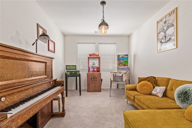 9685 Bold Skye Avenue, Las Vegas, NV 89166