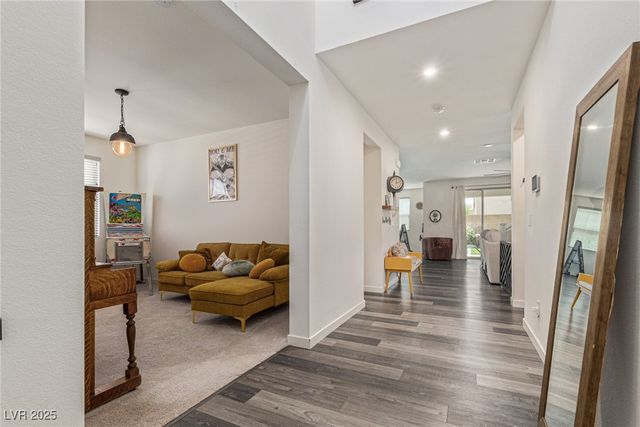 9685 Bold Skye Avenue, Las Vegas, NV 89166