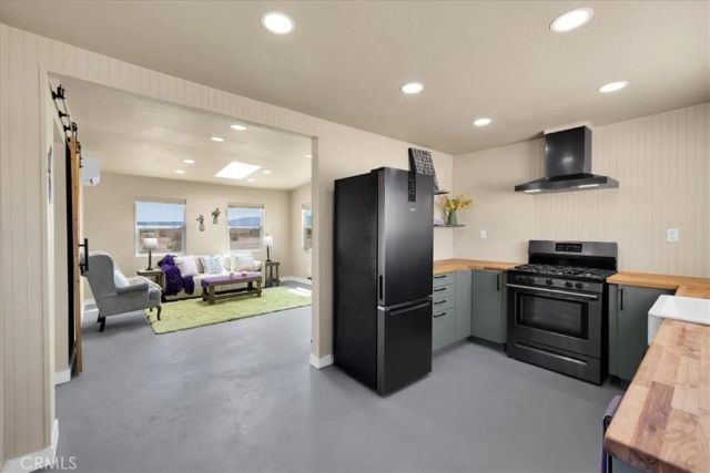 84320 Mccombie, 29 Palms, CA 92277