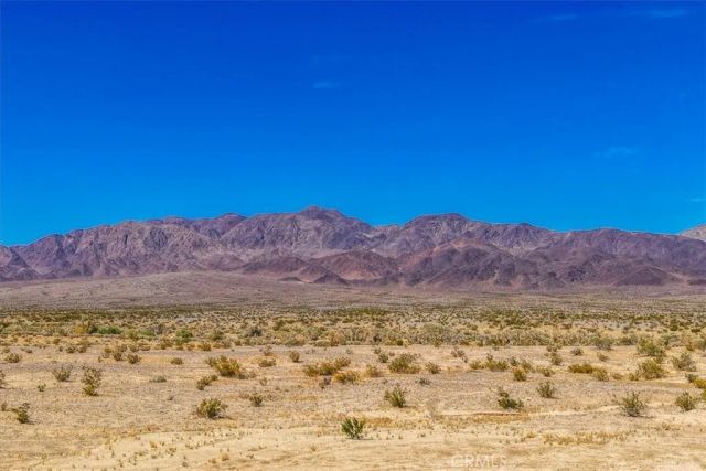 84320 Mccombie, 29 Palms, CA 92277
