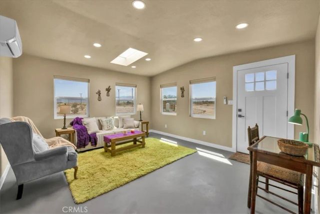84320 Mccombie, 29 Palms, CA 92277