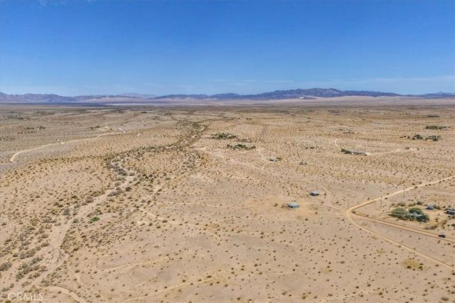 84320 Mccombie, 29 Palms, CA 92277
