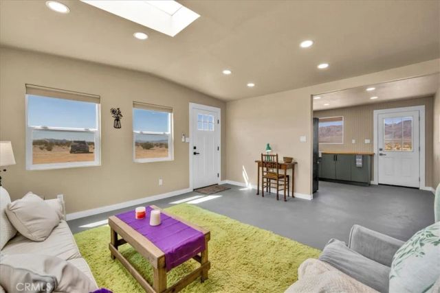 84320 Mccombie, 29 Palms, CA 92277