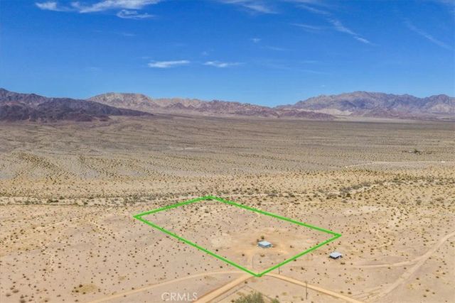 84320 Mccombie, 29 Palms, CA 92277