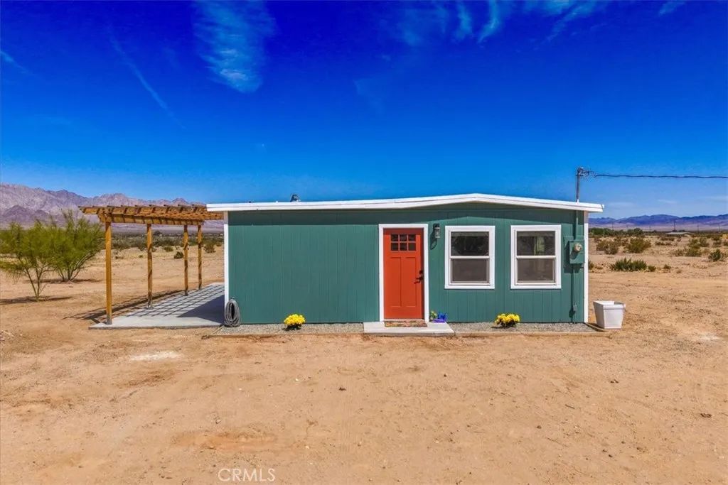 84320 Mccombie, 29 Palms, CA 92277