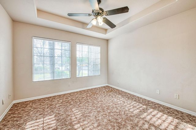 6246 N Capri Court, Fresno, CA 93711