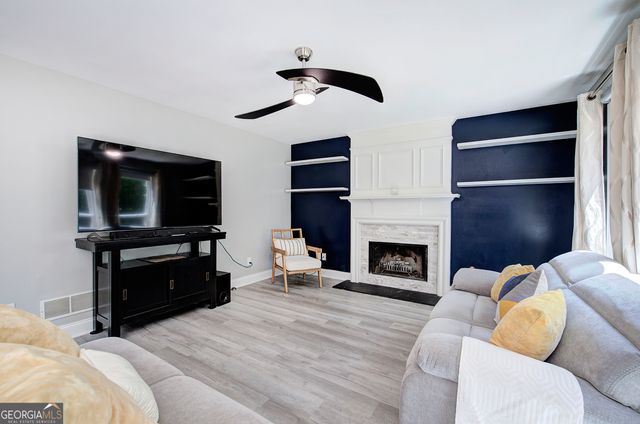 207 Creel Chase NW, Kennesaw, GA 30144