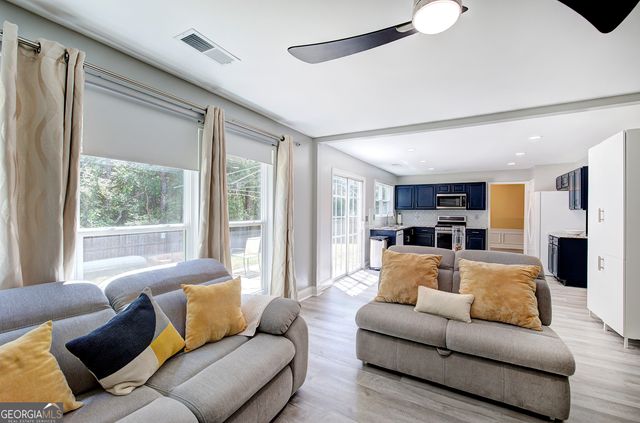 207 Creel Chase NW, Kennesaw, GA 30144