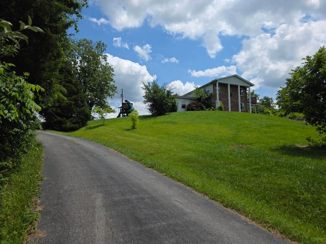 874 N Richmond Road, Berea, KY 40403
