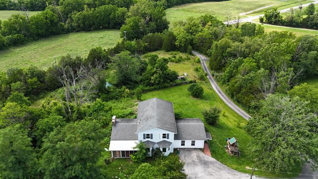 874 N Richmond Road, Berea, KY 40403