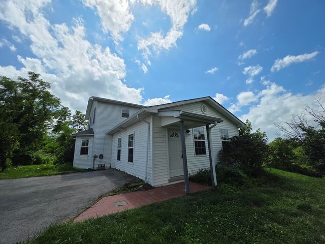 874 N Richmond Road, Berea, KY 40403